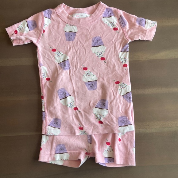 Hanna Andersson pajama shortie set (3t) - Picture 1 of 4
